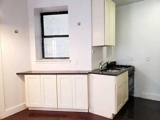 Rented by Cheskel Meisels, LREB | media 12