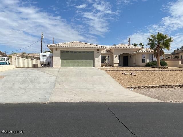 1st image of 4056 Highlander Ave