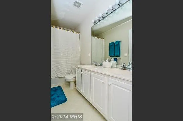 Upstairs Bathroom