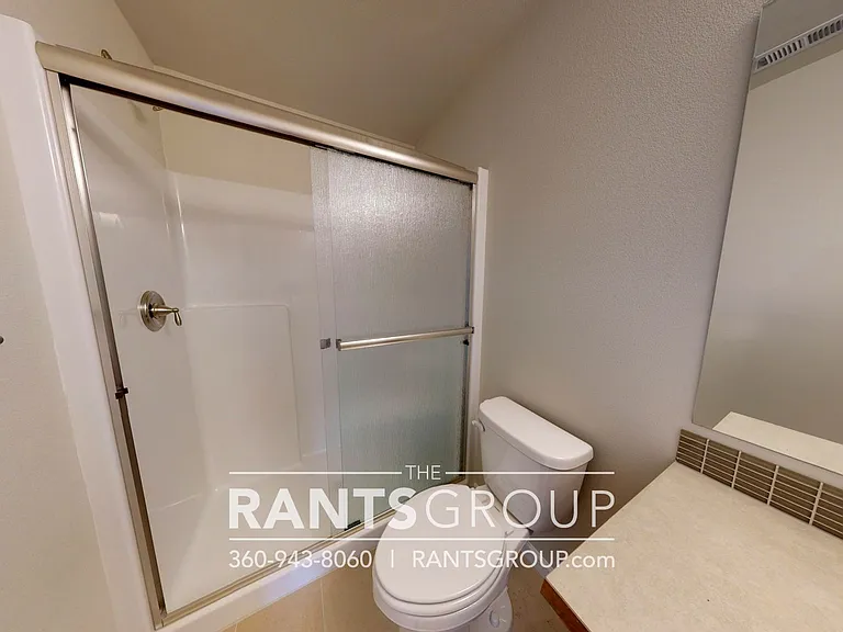 5212 Marian Dr NE — Photo 31