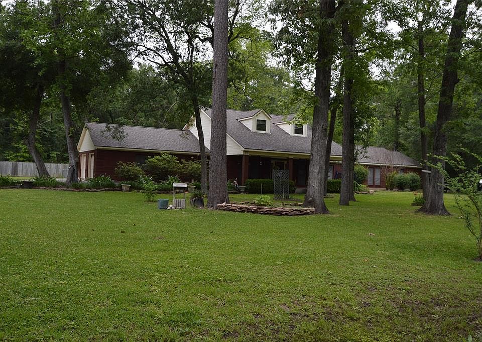 1st image of 2919 Pine Oak Ln