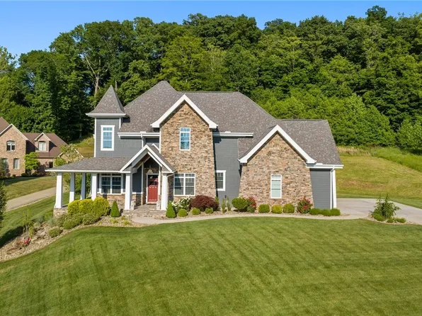 52 Alexander Dr, Williamstown, WV 26187