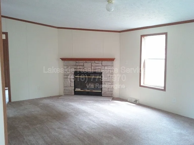 10500 21 Mile Rd NE — Photo 7