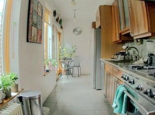 106 India St #1, Brooklyn, NY 11222