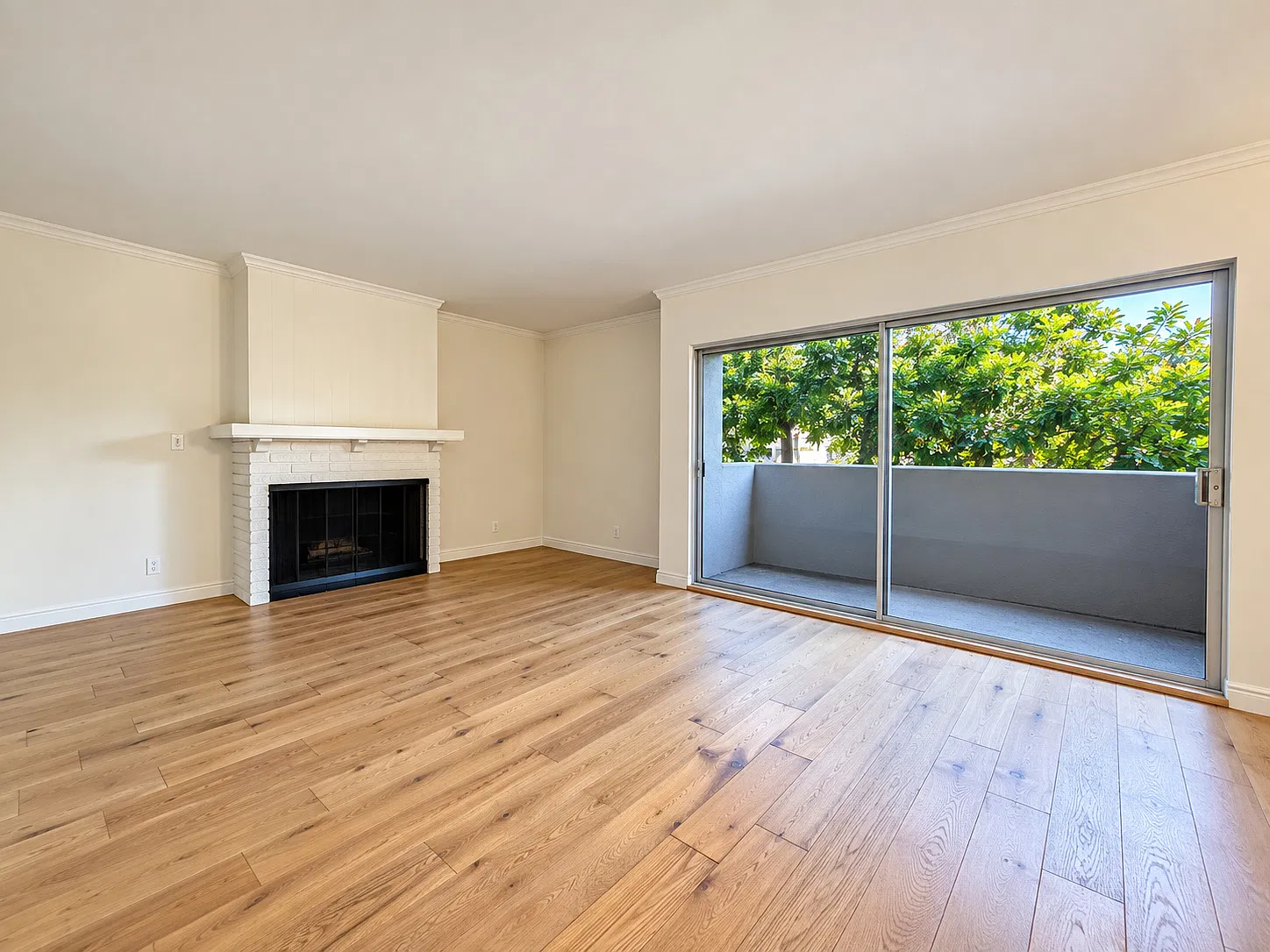 2 bed, 1178 sqft, $4,095 — Photo 2