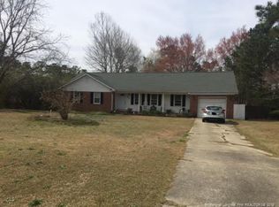 866 Whispering Pines Rd, Fayetteville, NC 28311