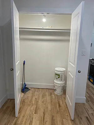 Rented by Paley Management | media 23