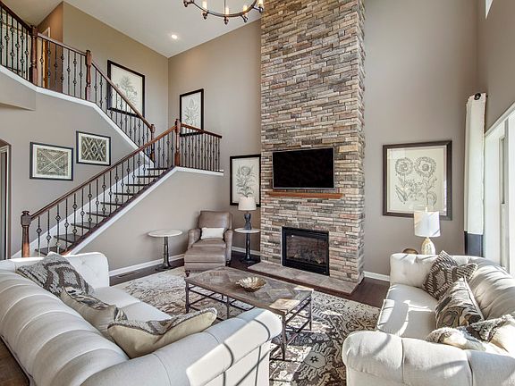 Gathering room with views of the staircase