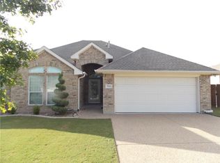 7516 Whitestone Ranch Rd, Benbrook, TX 76126