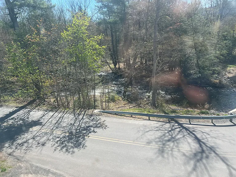 Saint Johns Rd — Photo 6