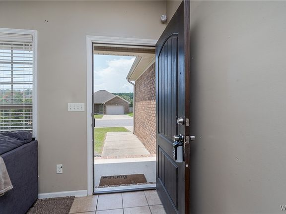 4th image of 12695 Mill Creek Dr