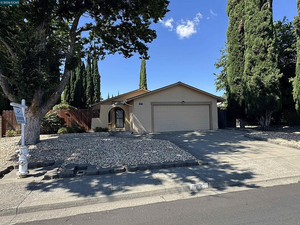 1st image of 1827 Alamo Dr