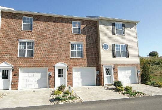 2nd image of 558 Reed Ct