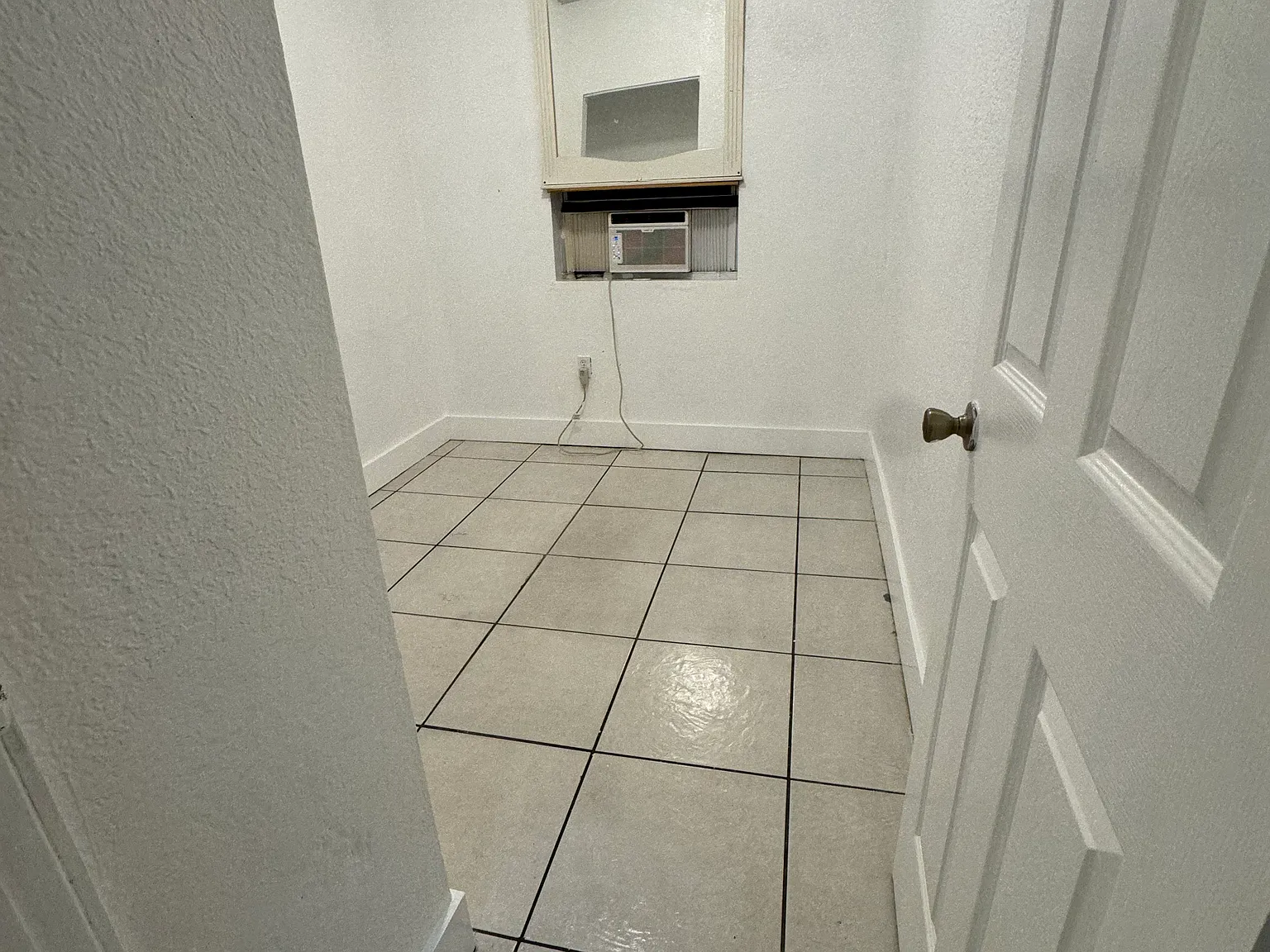 2 bed, 600 sqft, $1,795 — Photo 4