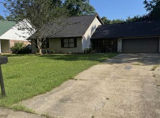 1416 E Village Pkwy, Gautier, MS 39553