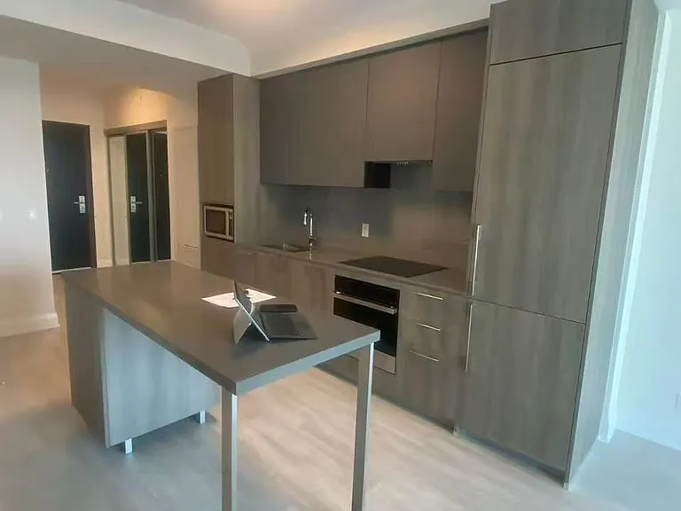 18 Water Walk Dr #2010 — Photo 2