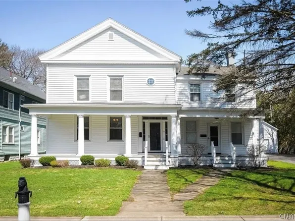 55 Oxford Rd, New Hartford, NY 13413