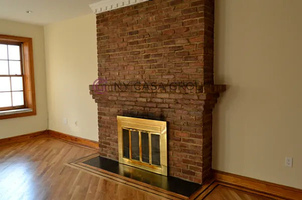 Rented by NY Casa Group | media 4