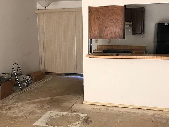 4th image of 2529 Western Dr