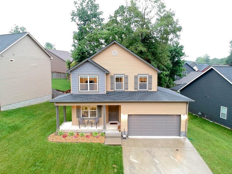 1st image of 923 Talon Hills Dr