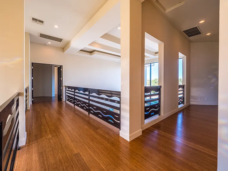 7426 Yonie Ct — Photo 31