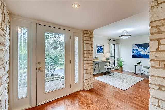 3710 Hidden Holw, Austin, TX 78731 | Zillow
