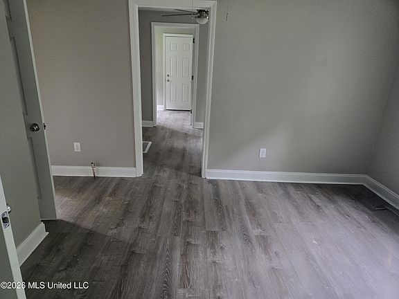 2nd image of 1015 Wilson St