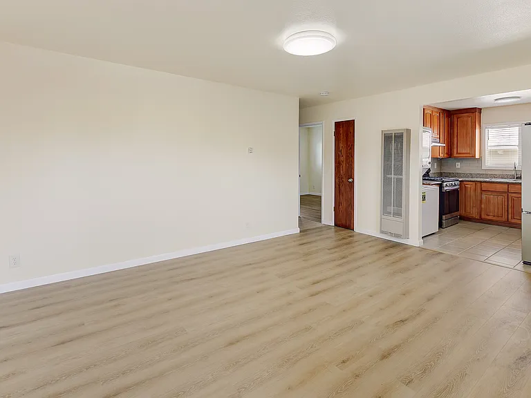 1615 Prince St #5 — Photo 3