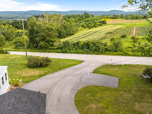 4th image of 234 Center Road