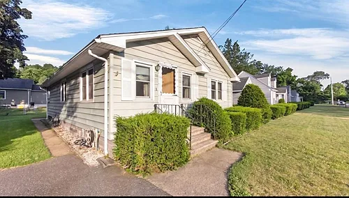 23 Thompson St Photo 1