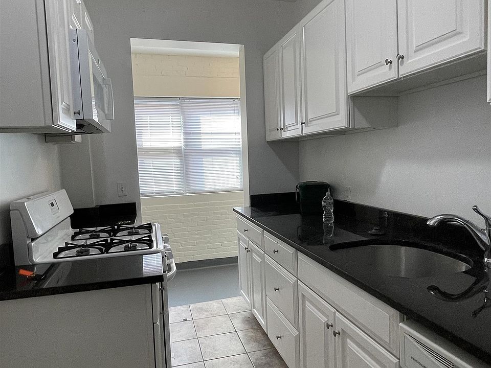 1st image of 5 Linnaean St APT 25