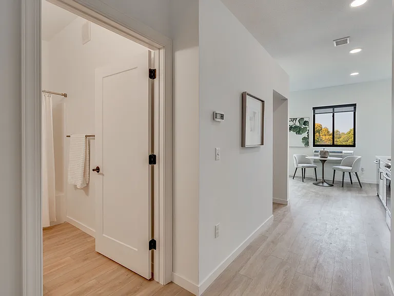 Linden Flats — Photo 16