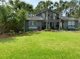 168 Crest Dr, Miramar Beach, FL 32550