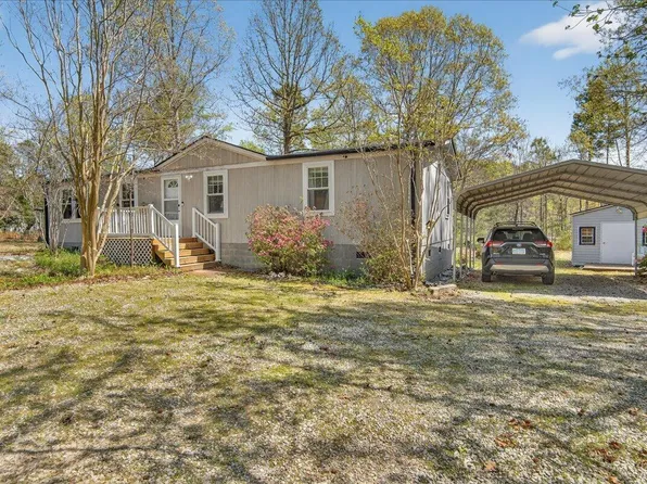 123 Pineview Dr, Louisburg, NC 27549