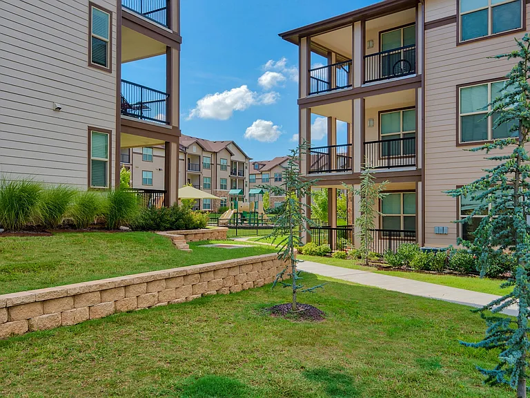 A beautiful apartment community in Bentonville, Arkansas filled with luxury, convenience, & entertainment at your finger tips.