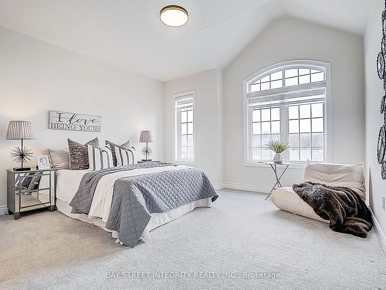 38 Settlers Rd E — Photo 31