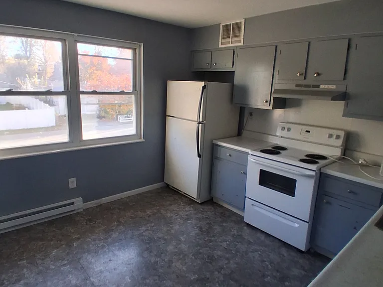 29 Jean St #D — Photo 4