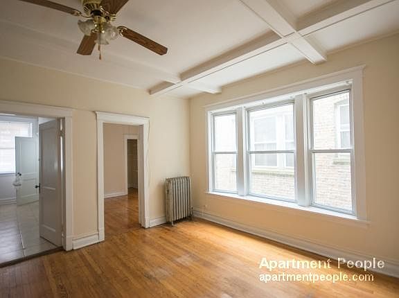 4th image of 5633 N Wayne Ave #2S