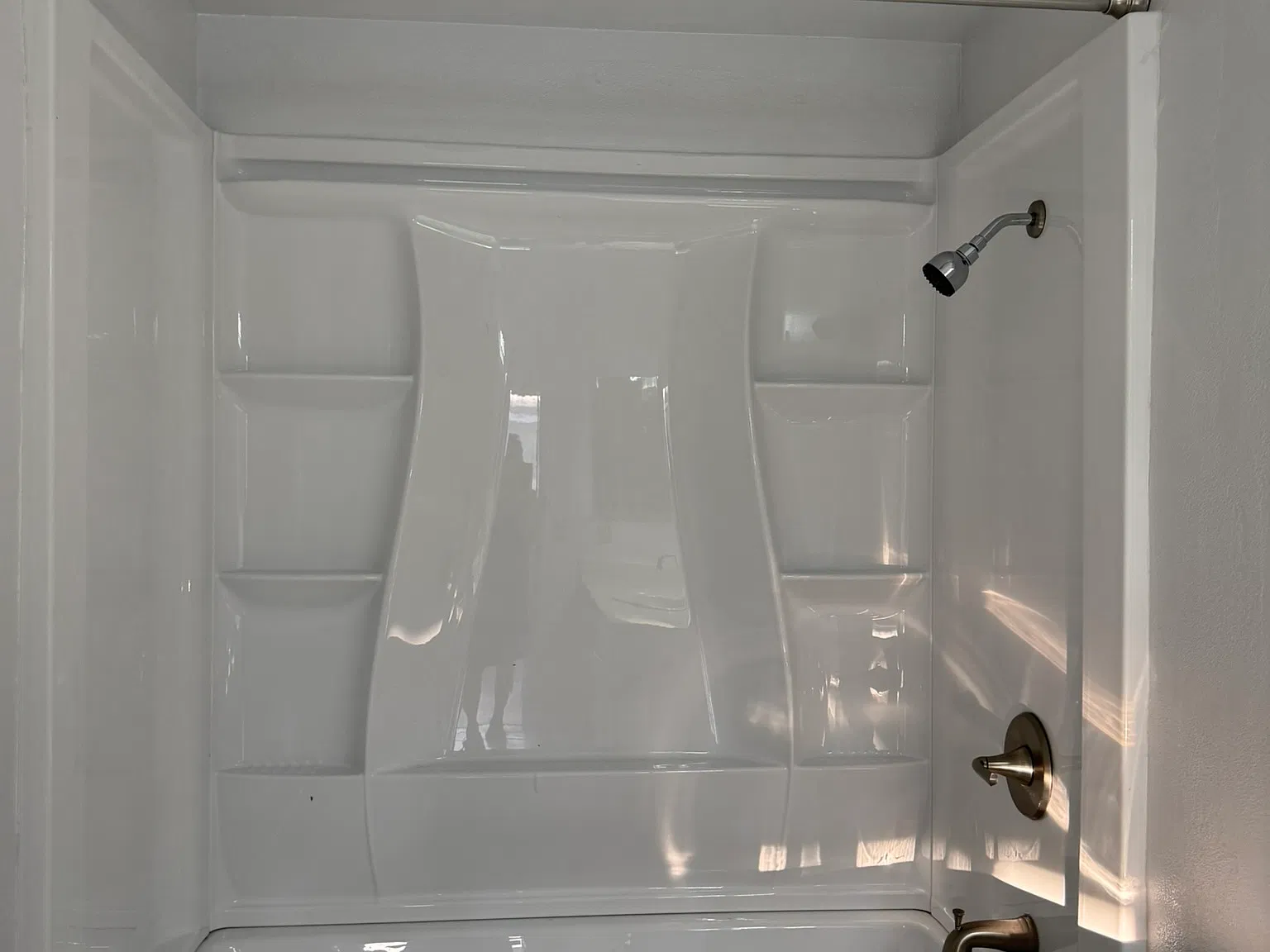 2 bed, 1.5 bath, $2,500 — Photo 4