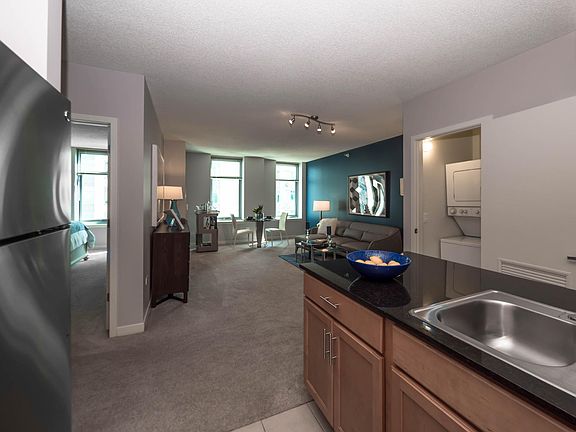 3rd image of 552 W Kinzie St #W1502