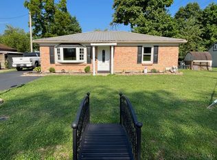 411 S East St, Bethel, OH 45106