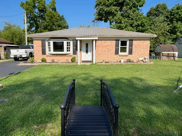 411 S East St, Bethel, OH 45106