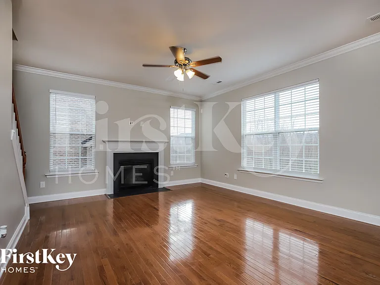 1656 Havenbrook Ct — Photo 2