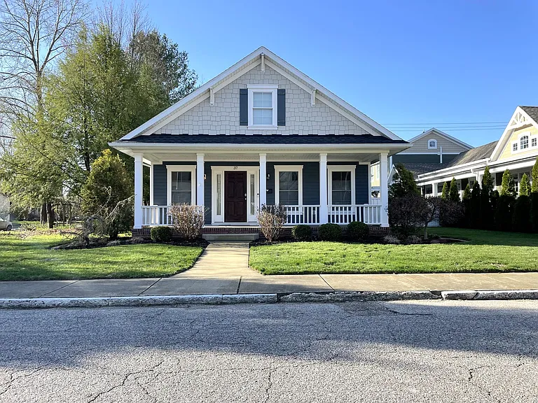 37 E Blackford Ave — Photo 1