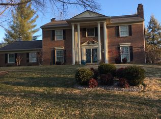 6103 Fox Hunt Ct, Prospect, KY 40059