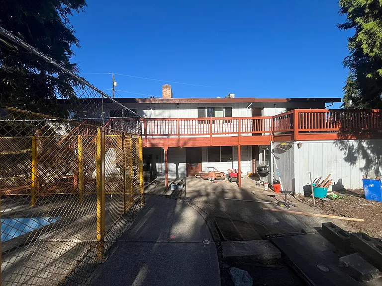 19301 2nd Ave S — Photo 20