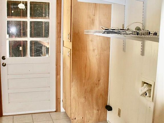 5th image of 275 McCutcheon Rd