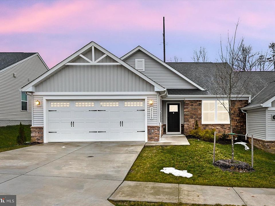 1st image of 35150 Daisy Way