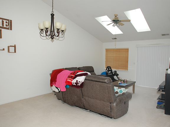 3rd image of 279 Camel Bend Ct