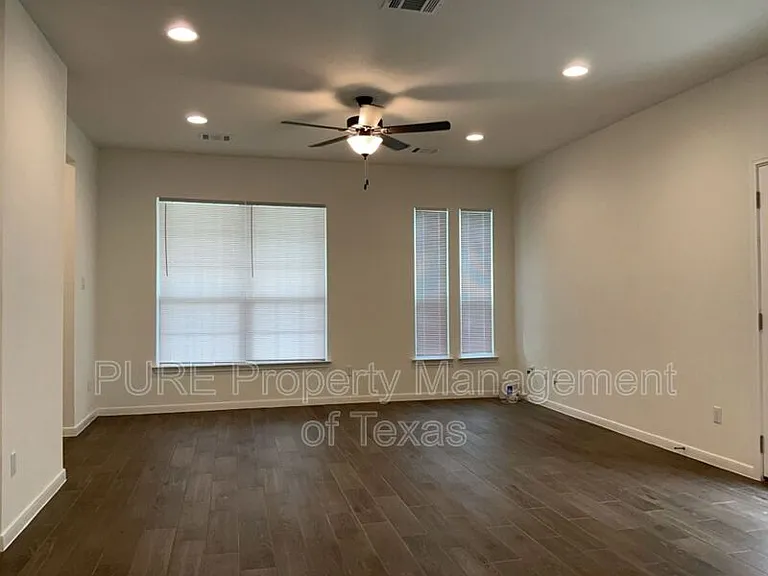 17901 Giglio Way — Photo 5